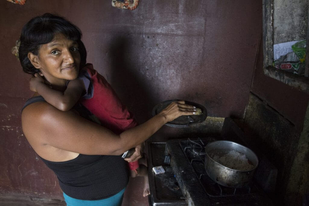 Venezuela: Día de la madre en cuarentena y hambre